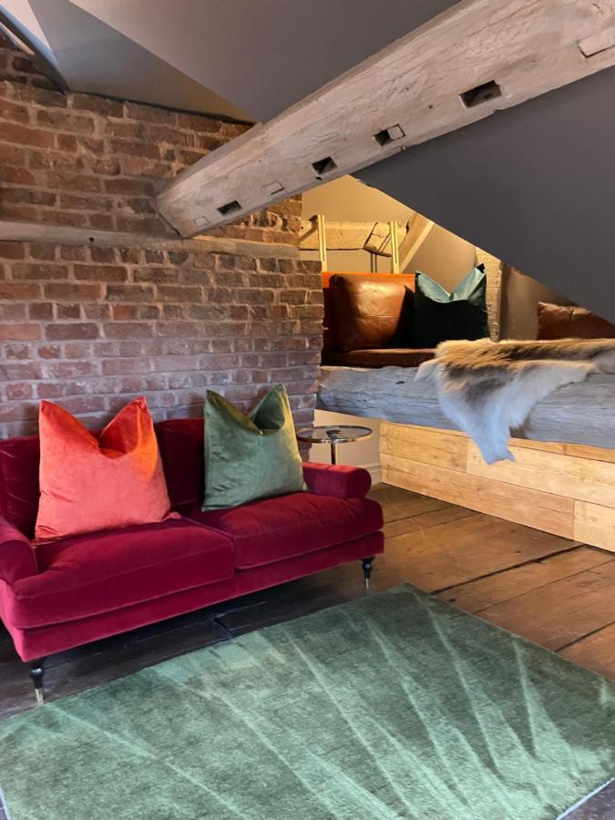 The Cocktail Lounge At Cheshire Boutique Bathhouse Lägenhet Nantwich Exteriör bild