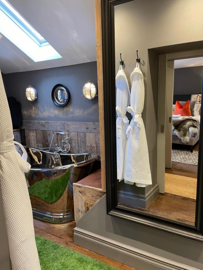 The Cocktail Lounge At Cheshire Boutique Bathhouse Lägenhet Nantwich Exteriör bild