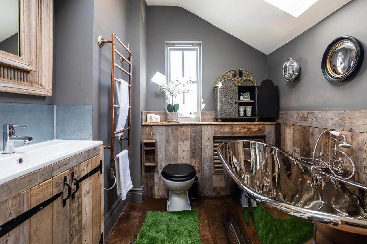 The Cocktail Lounge At Cheshire Boutique Bathhouse Lägenhet Nantwich Exteriör bild