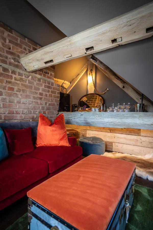 The Cocktail Lounge At Cheshire Boutique Bathhouse Lägenhet Nantwich Exteriör bild